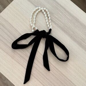 Zara Black Velvet and Pearl Hair Accessory